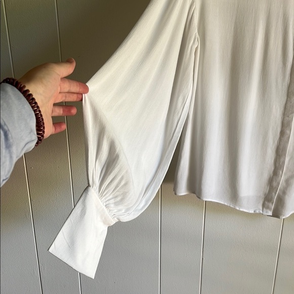 Zara Women's White Blouse Button Front Cuff Sleeve Office Career Wear Sz Med - Picture 4 of 10